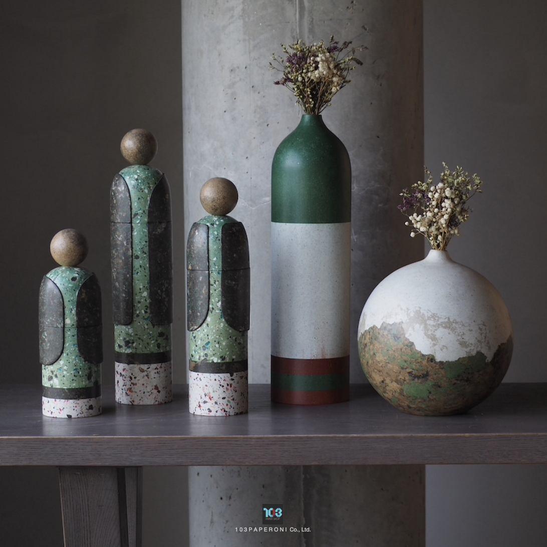 RE.18 - RE.22  :  PAPER SCULPTURE AND PAPER VASE  -  Our designs give new life to recycled paper and other natural materials,  Handmade sculptures , Which is created piece by piece.