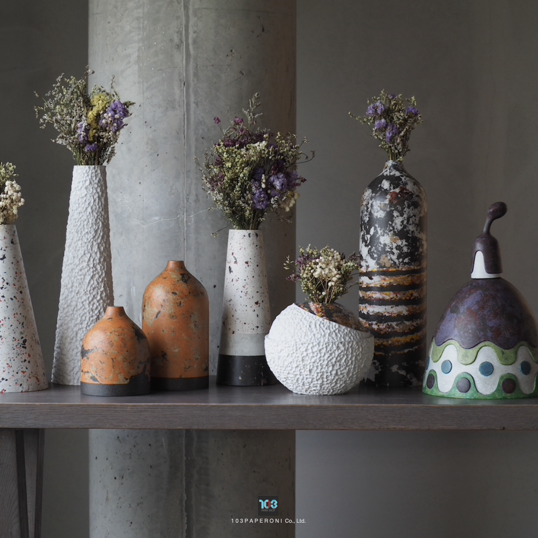 RE.36 - RE.43  :  PAPER SCULPTURE AND PAPER VASE  -  Our designs give new life to recycled paper and other natural materials,  Handmade sculptures , Which is created piece by piece.