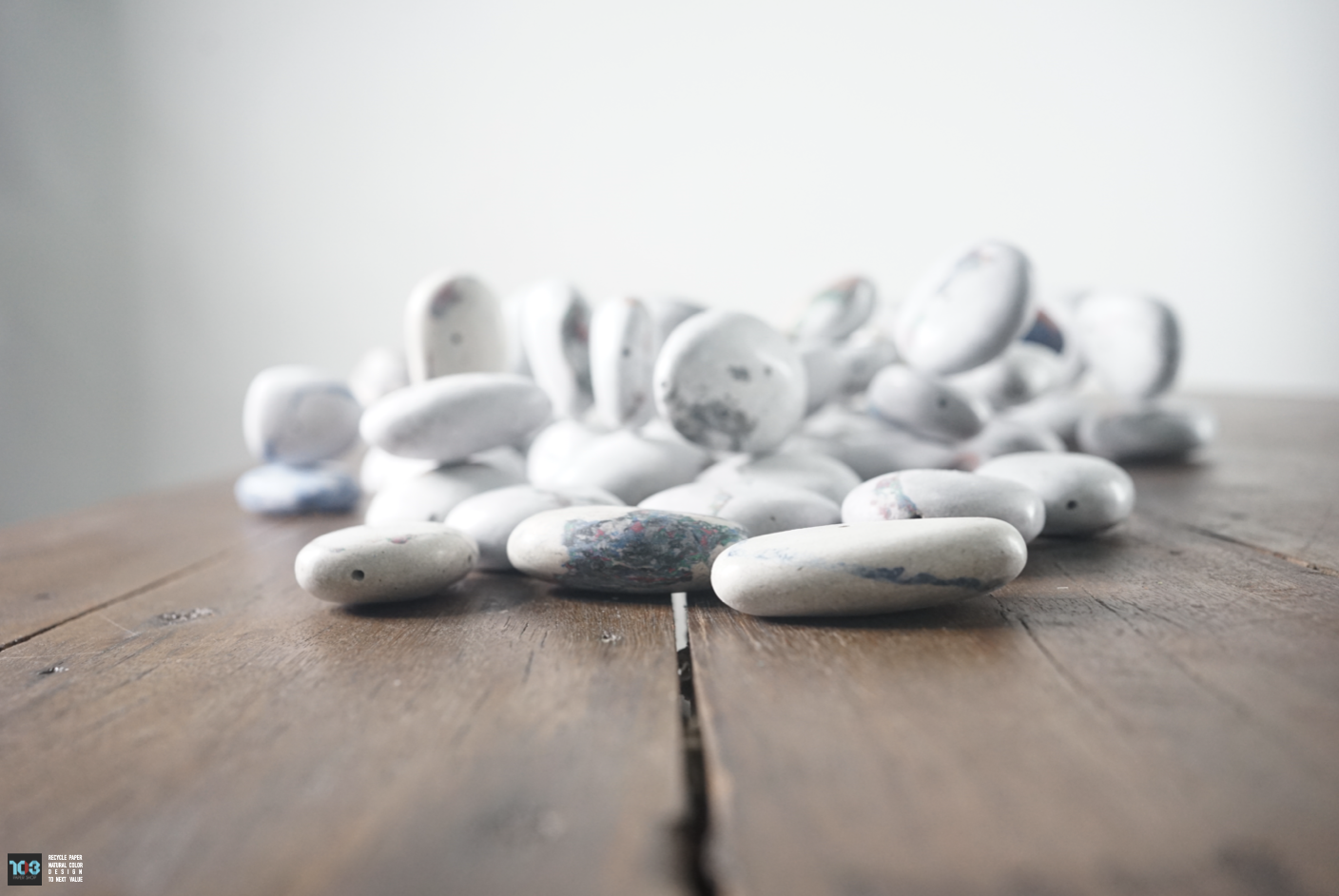 Khun Chom Choei / คุณชมเชย  :  PAPER VASE  -  Our designs give new life to recycled paper and other natural materials,  Handmade sculptures , Which is created piece by piece.